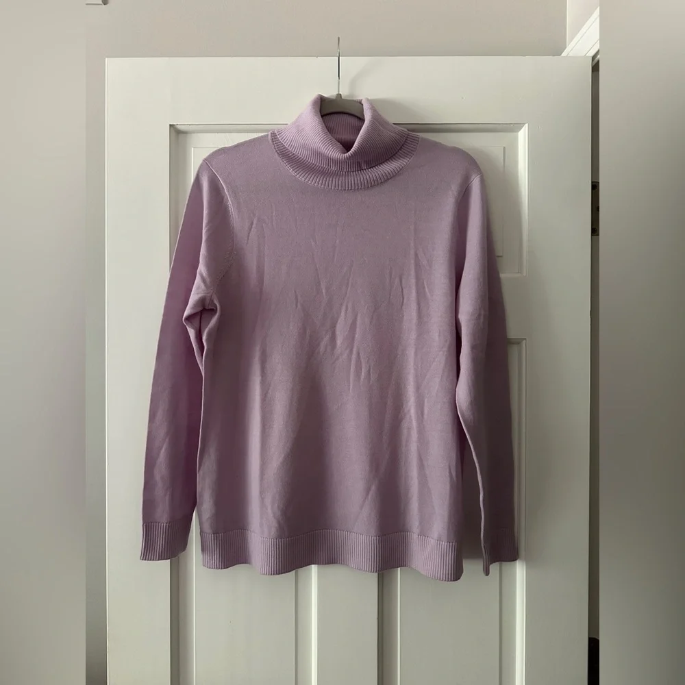 Pendleton 100% Merino Wool Lightweight Lavender Turtleneck Long Sleeve Sweater